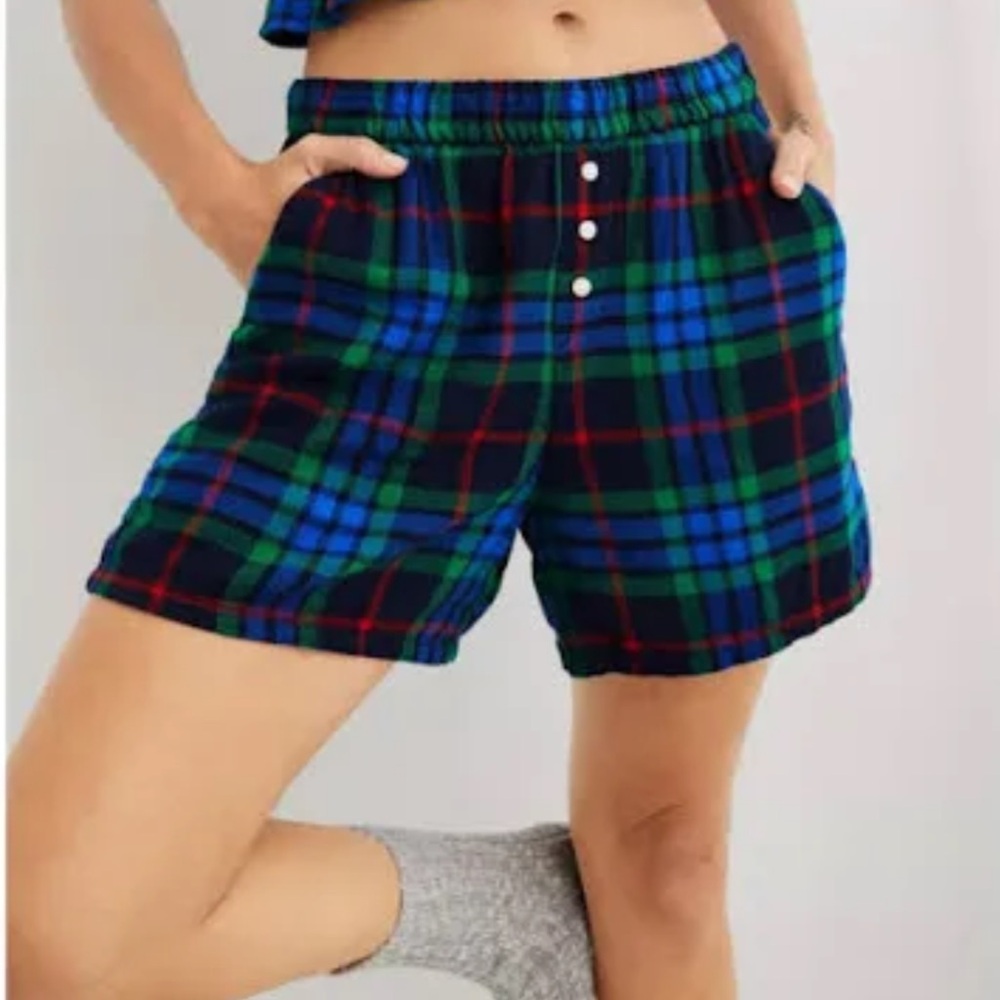 Aerie | LIKE NEW Checked Out high waist flannel boxer shorts